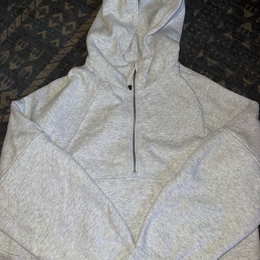 Lululemon scuba crop hoodie
